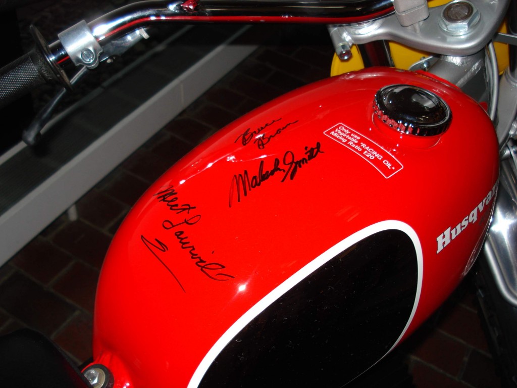1130 Tank signed by Malcolm Smith, Mert Lawill and Bruce Brown