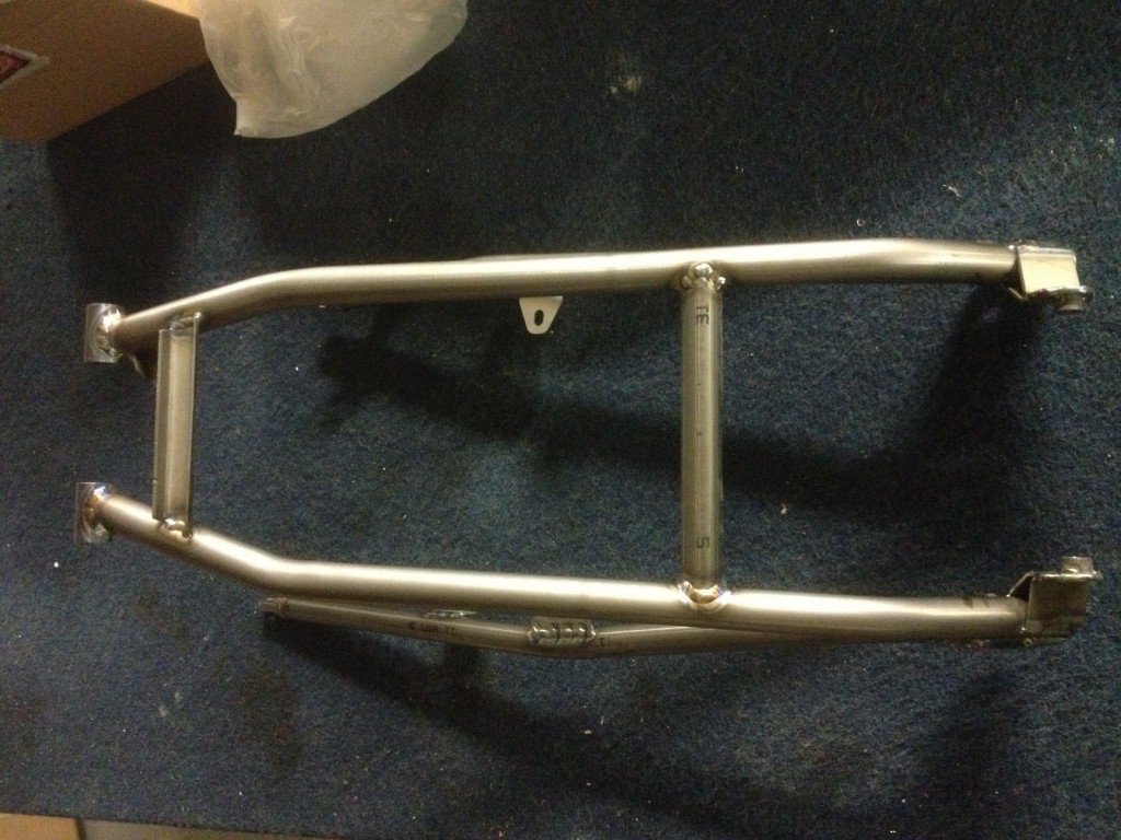 Titanium Sub frame YZM400F