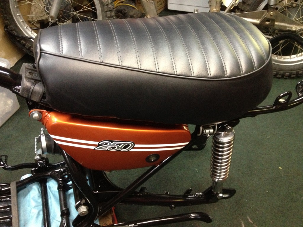 DT1MX Seat